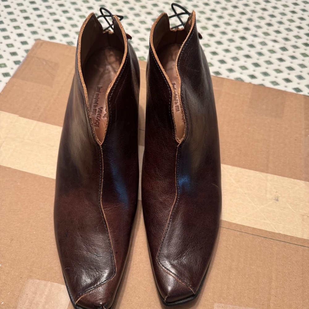 CYDWOQ Handmade Brown Leather Vintage Booties Size 9.5